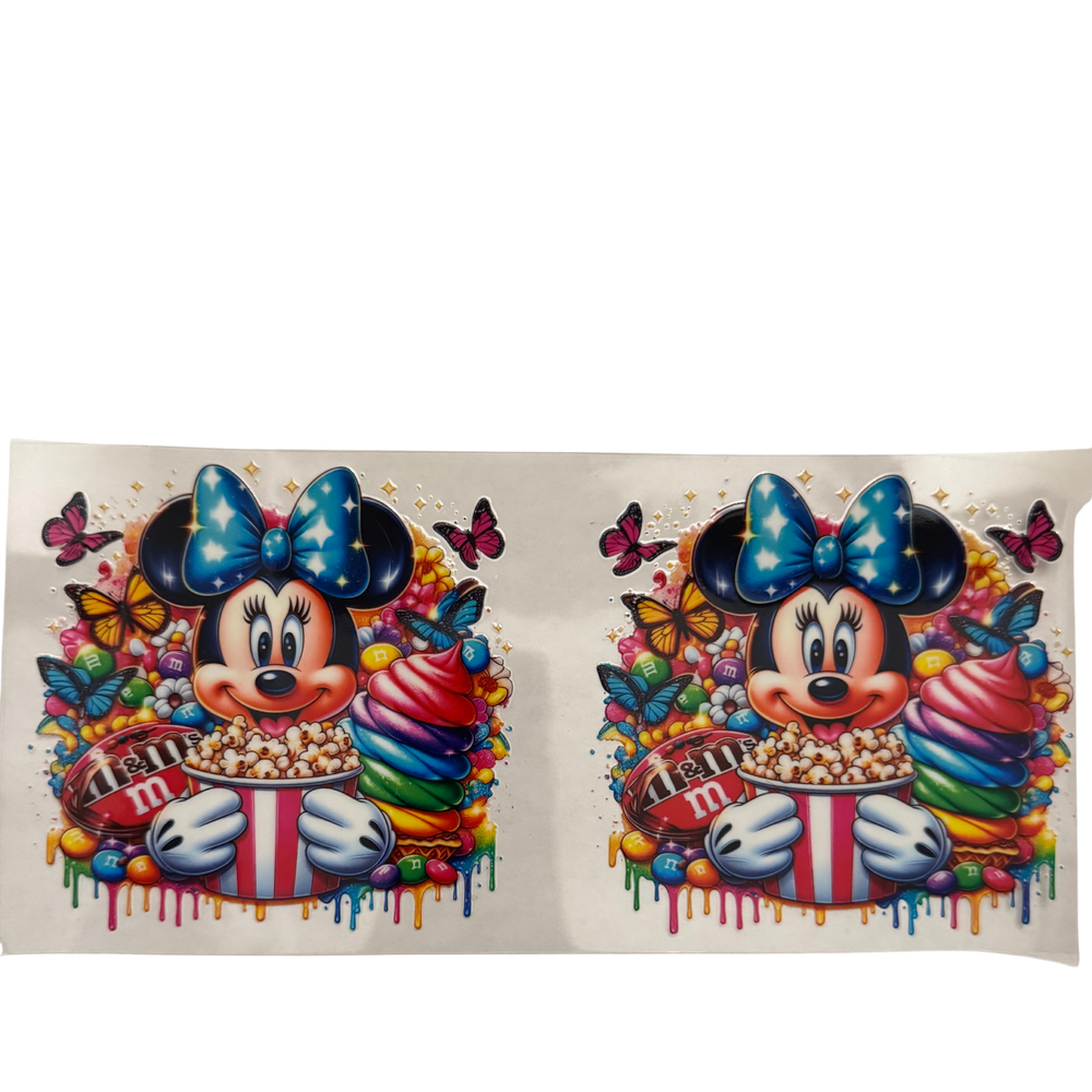 Minnie w/ Popcorn