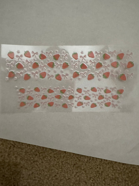 3oz - Strawberries & Bows